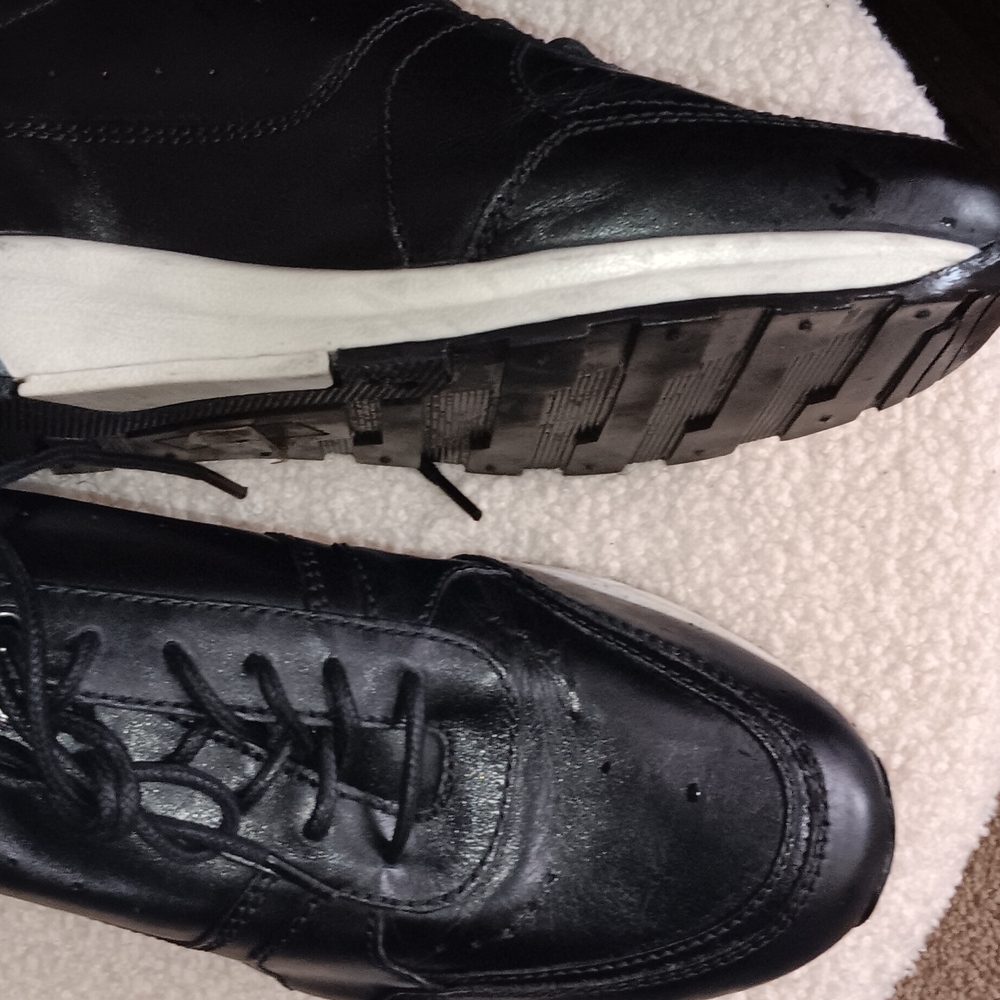 Jump New York Black Leather Sneakers Classic Design